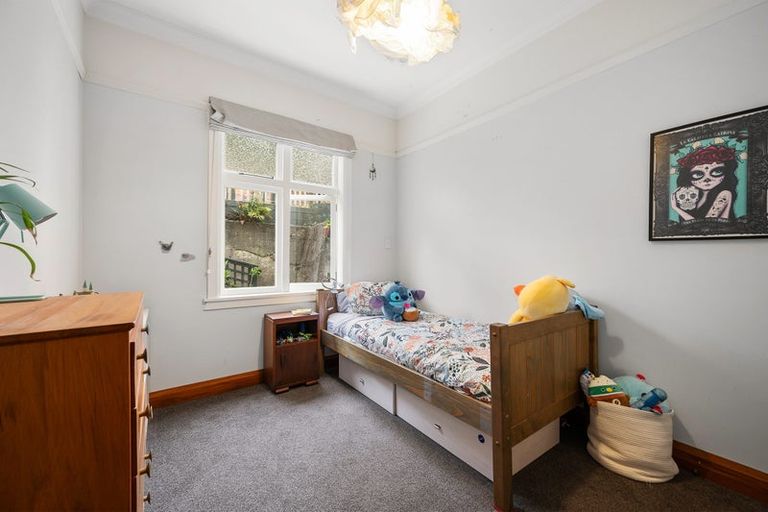 Photo of property in 66 Mitchell Street, Brooklyn, Wellington, 6021