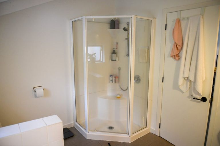 Photo of property in 755 West Coast Road, Oratia, Auckland, 0604