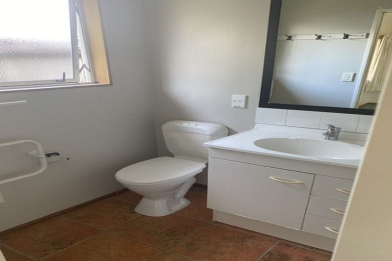 Photo of property in 174a Waiwhetu Road, Waterloo, Lower Hutt, 5011