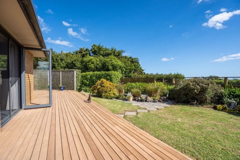 Photo of property in 286 Rehutai Road, Baylys Beach, Dargaville, 0377