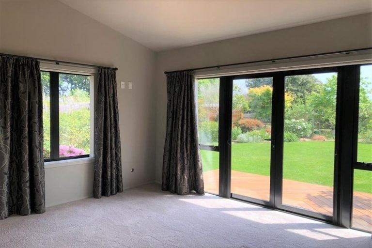 Photo of property in 8 Kilsby Place, Levin, 5510