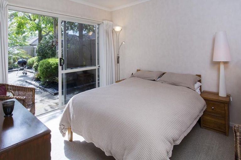 Photo of property in 11 Ardkeen Place, East Tamaki, Auckland, 2016