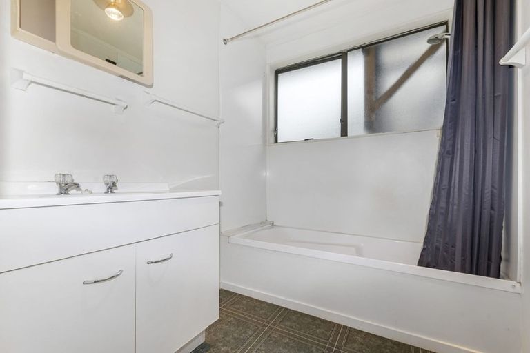 Photo of property in 36b Pohutukawa Drive, Owhata, Rotorua, 3010