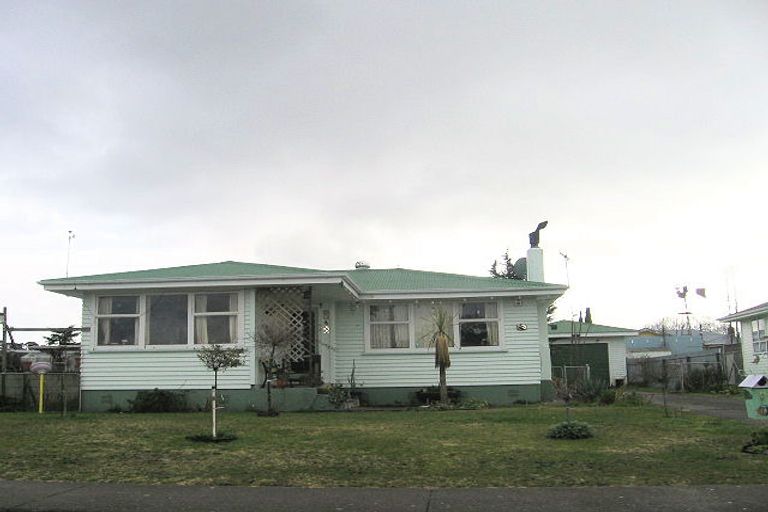 Photo of property in 97 Dover Road, Flaxmere, Hastings, 4120