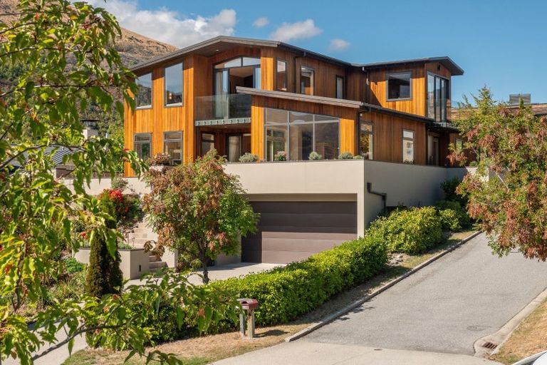 Photo of property in 115 Cotter Avenue, Arrowtown, 9302