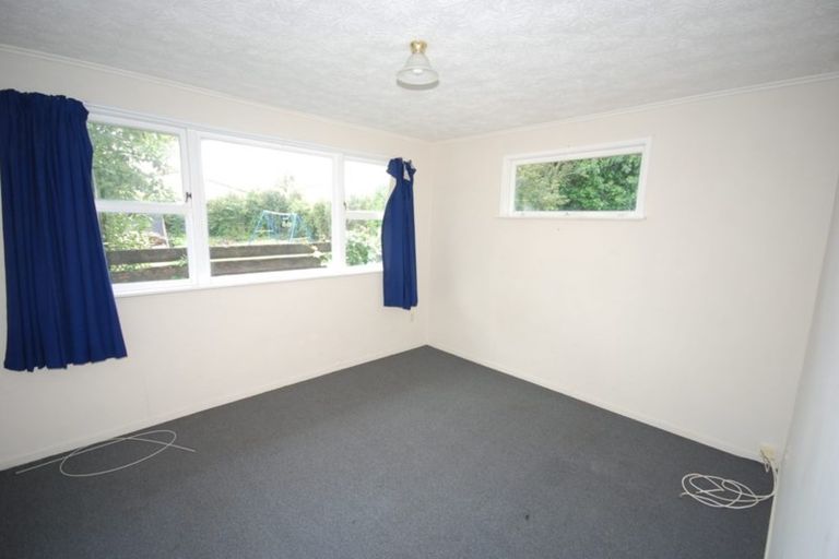 Photo of property in 132 Universal Drive, Henderson, Auckland, 0610