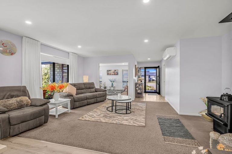 Photo of property in 1 Mary Place, Pyes Pa, Tauranga, 3112