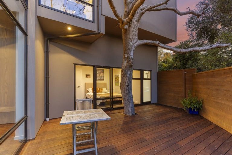 Photo of property in 5 Torr Street, Vauxhall, Dunedin, 9013