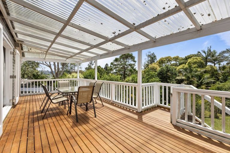 Photo of property in 19 Lanigan Street, Birkdale, Auckland, 0626