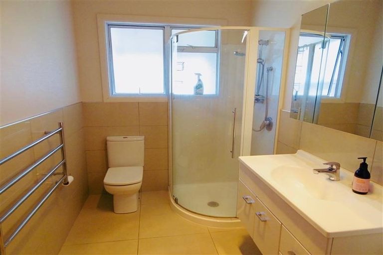 Photo of property in 3b Waimea Street, Westown, New Plymouth, 4310