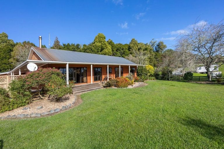 Photo of property in 692 Wayby Station Road, Wellsford, 0972