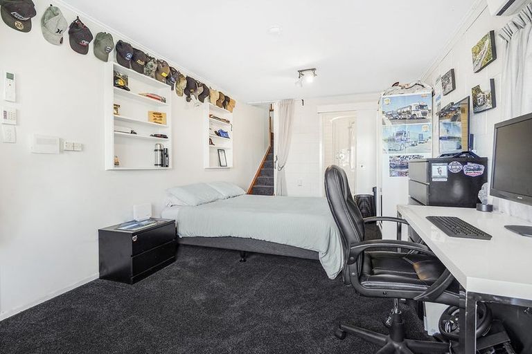 Photo of property in 54 Morrow Avenue, St Andrews, Hamilton, 3200