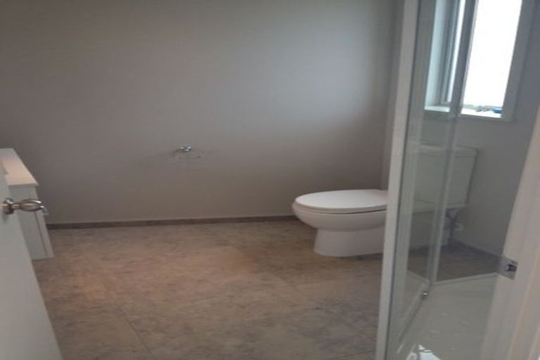 Photo of property in 6 Mill Grove, Riverhead, 0820