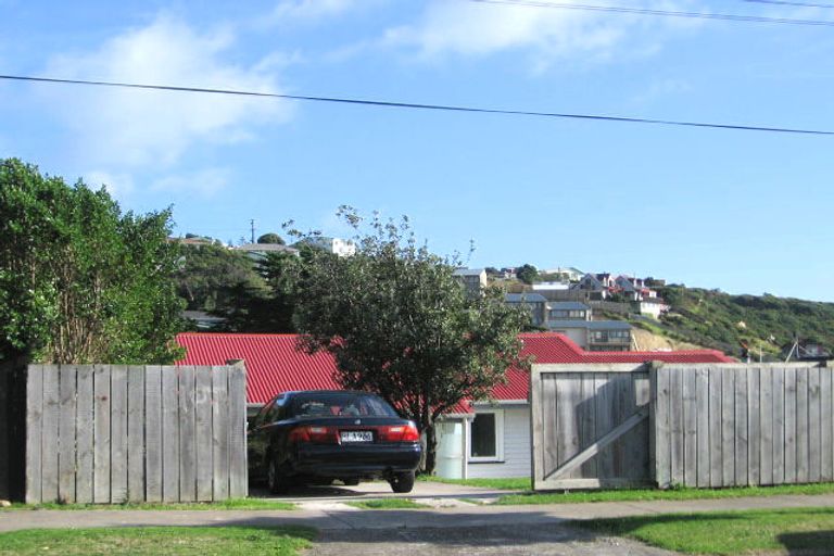 Photo of property in 9 Matatiro Street, Titahi Bay, Porirua, 5022