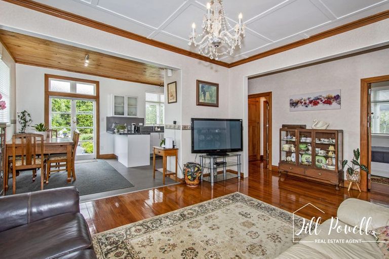 Photo of property in 37 Pahi Road, Paparoa, 0571