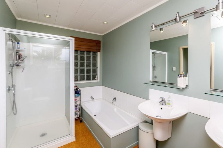 Photo of property in 141a Brooklands Road, Brooklands, New Plymouth, 4310