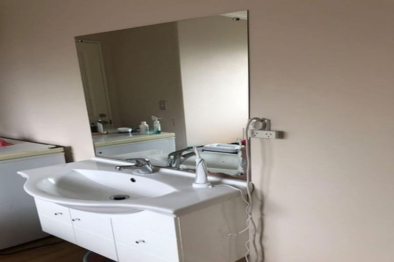 Photo of property in 49 Rolleston Drive, Rolleston, 7614