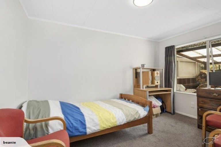 Photo of property in 18b August Street, Stokes Valley, Lower Hutt, 5019