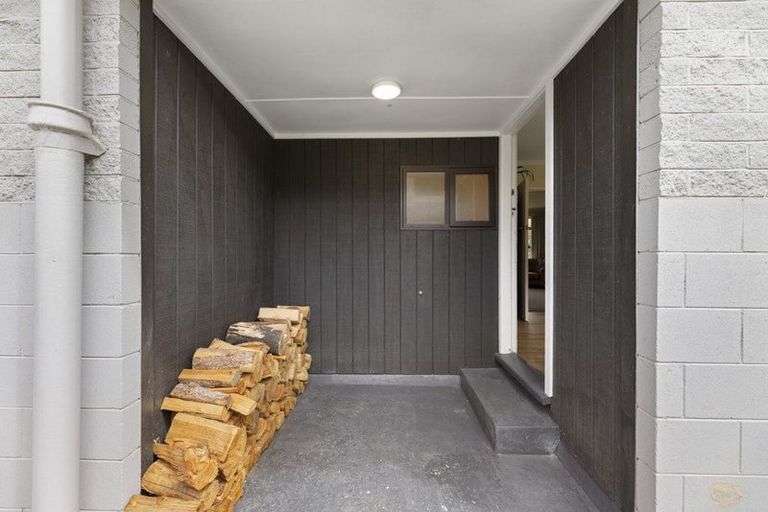 Photo of property in 485 Kaikorai Valley Road, Bradford, Dunedin, 9011