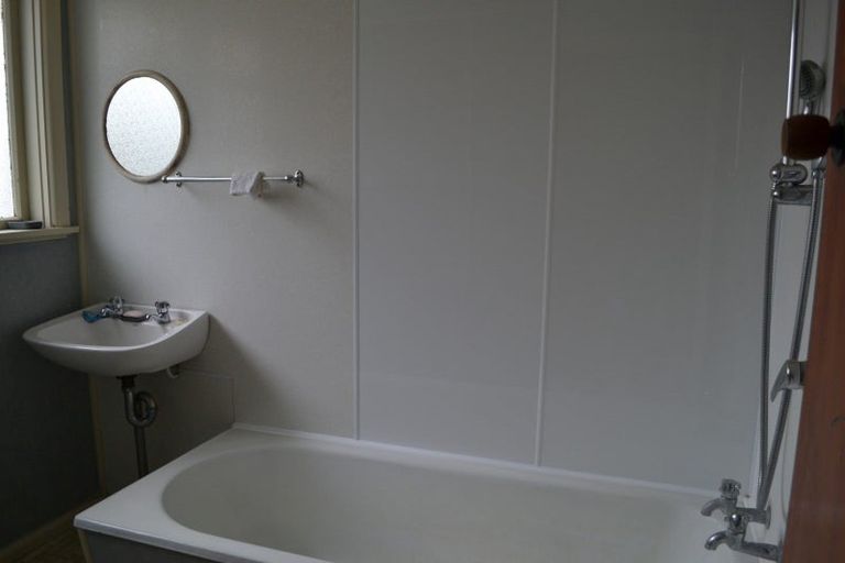 Photo of property in 30 Harlech Street, Oamaru North, Oamaru, 9400