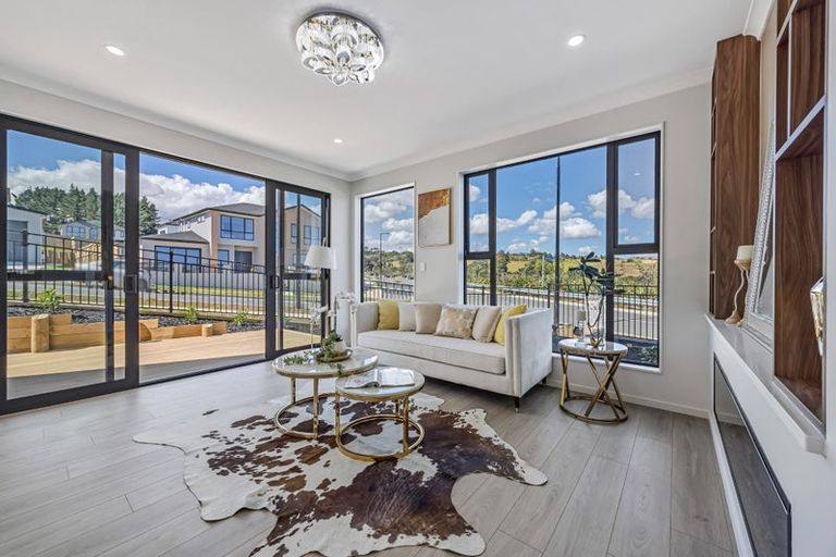 Photo of property in 31 Hauhake Road, Flat Bush, Auckland, 2019