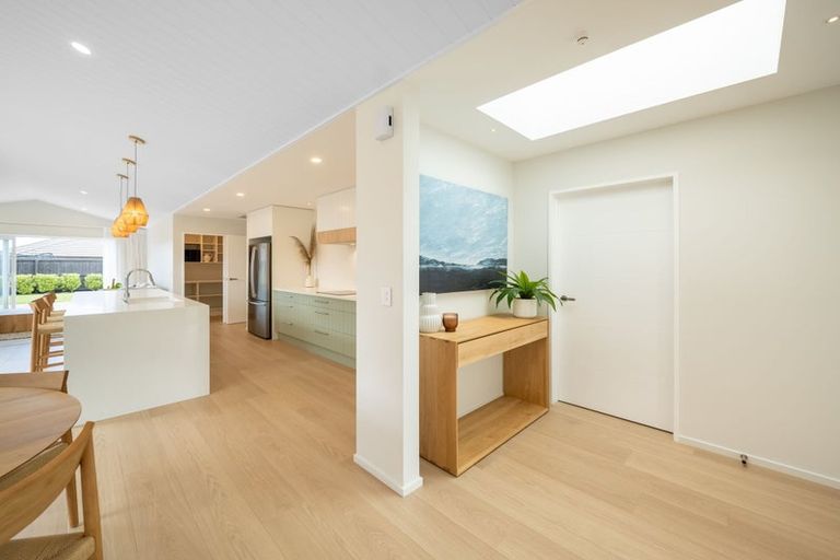 Photo of property in 46 Finstock Way, Rolleston, 7614