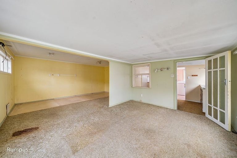 Photo of property in 6 Hall Grove, Ebdentown, Upper Hutt, 5018