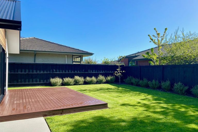 Photo of property in 4 Jamell Place, Avonhead, Christchurch, 8042