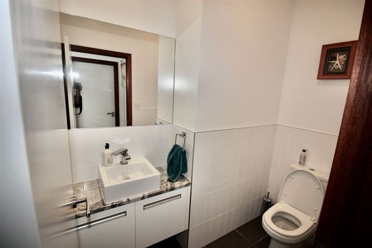 Photo of property in 25 Leeward Drive, Whitianga, 3510