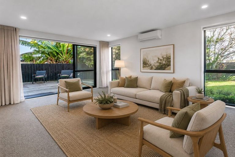 Photo of property in 12a Rene Place, Sunnyhills, Auckland, 2010