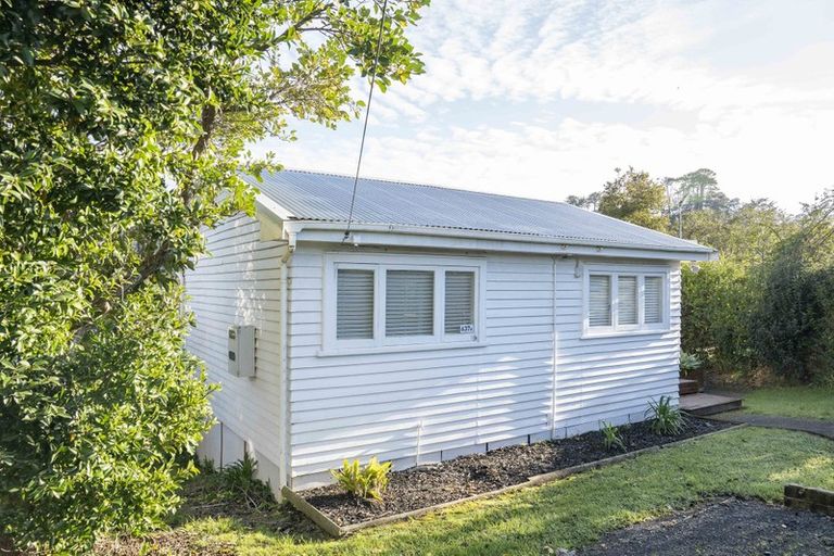 Photo of property in 1/637 Swanson Road, Swanson, Auckland, 0612