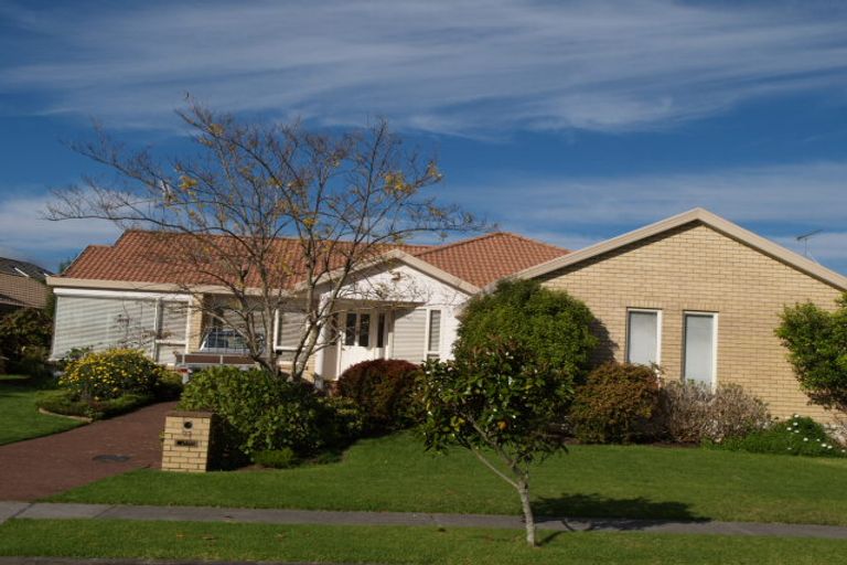 Photo of property in 23 Astoria Place, Northpark, Auckland, 2013