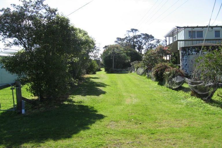 Photo of property in 13 Mahanga Road, Pataua South, Onerahi, 0192