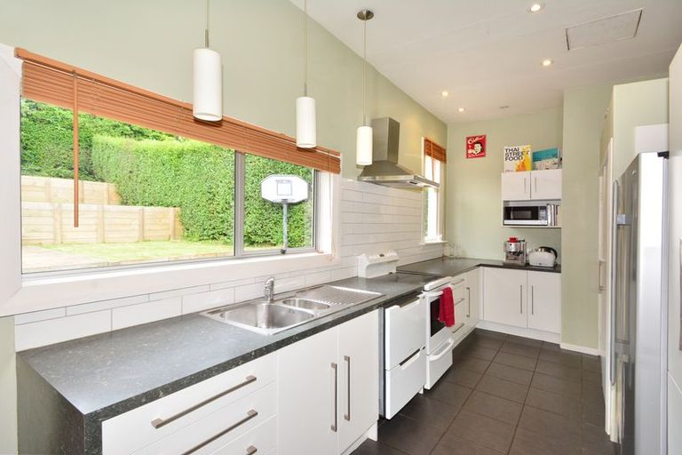 Photo of property in 58 Argyle Street, Mornington, Dunedin, 9011