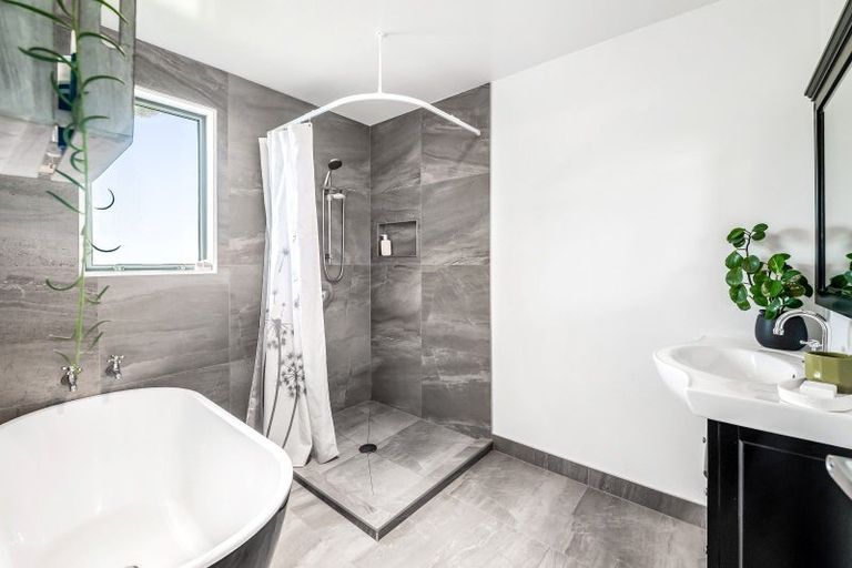 Photo of property in 365 Clintons Road, Charing Cross, Christchurch, 7671