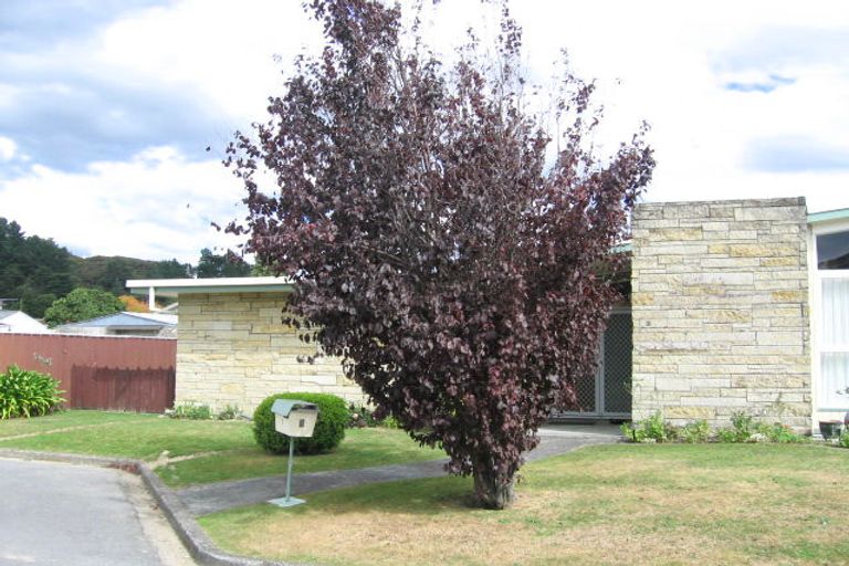 Photo of property in 3 Cederholm Grove, Brown Owl, Upper Hutt, 5018