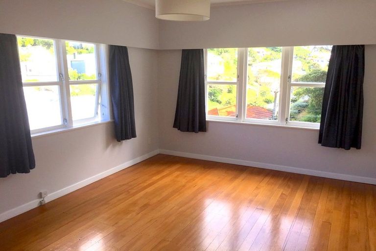 Photo of property in 6 Butt Street, Brooklyn, Wellington, 6021