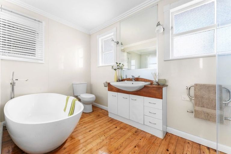 Photo of property in 146 Pooks Road, Swanson, Auckland, 0612