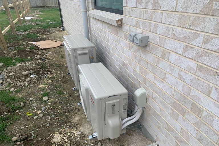 Photo of property in 184 Faringdon Boulevard, Rolleston, 7615