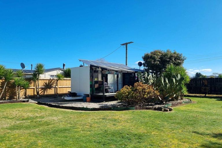 Photo of property in 142 Rangatira Drive, Mangakino, 3421