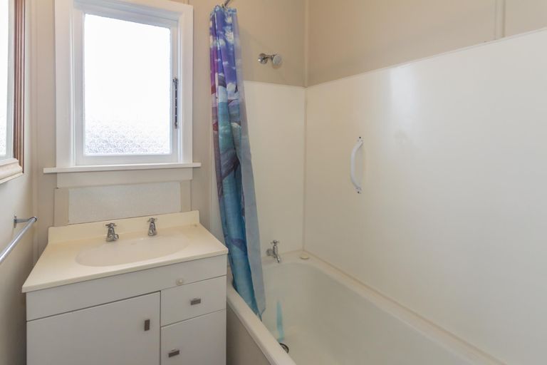 Photo of property in 62 Taward Street, Oamaru North, Oamaru, 9400