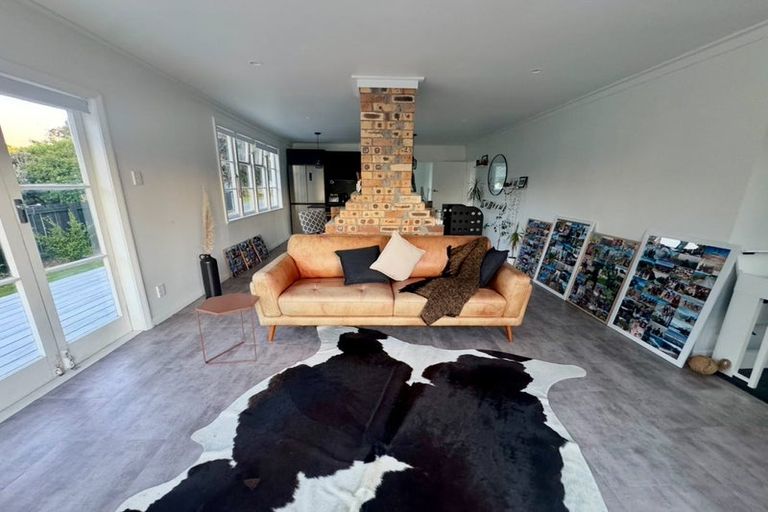 Photo of property in 144 Great South Road, Huntly, 3700