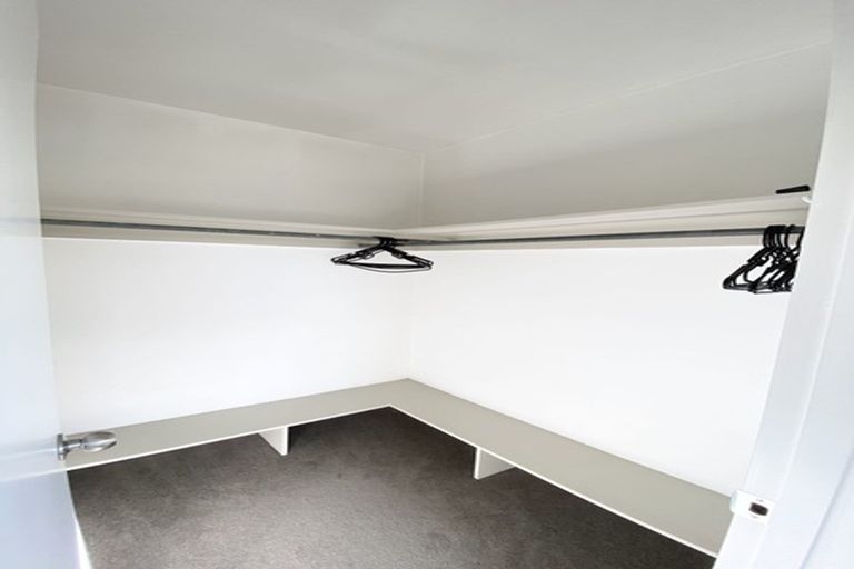 Photo of property in 5 Shanaway Close, Halswell, Christchurch, 8025