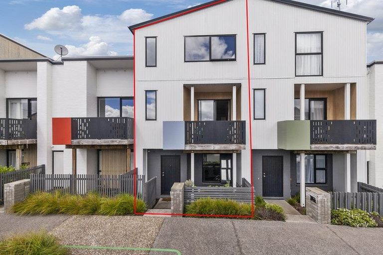 Photo of property in 7 Onekiritea Road, Hobsonville, Auckland, 0616