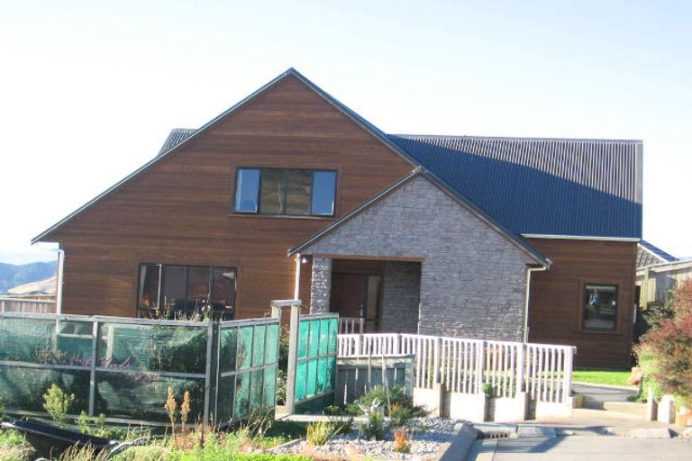 Photo of property in 14 Carmichael Street, Johnsonville, Wellington, 6037