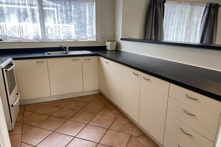 Photo of property in 306a Lincoln Road, Henderson, Auckland, 0610