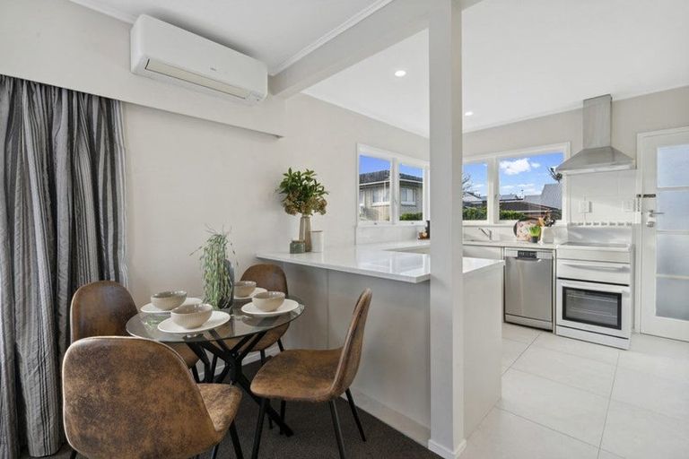 Photo of property in 1/22a Wolsley Avenue, Milford, Auckland, 0620