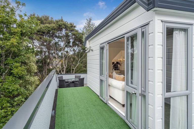 Photo of property in 1/57 James Evans Drive, Northcote, Auckland, 0627