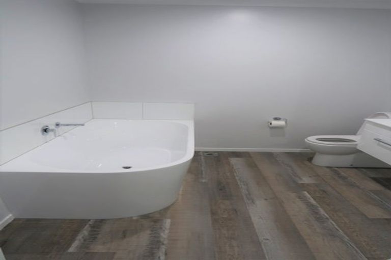 Photo of property in 14 Taiko Place, Kenepuru, Porirua, 5022