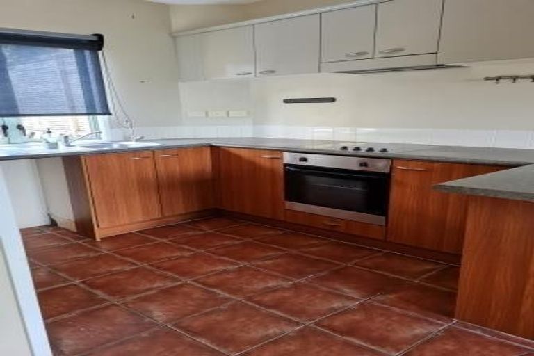 Photo of property in 9 Mt Lebanon Lane, Henderson, Auckland, 0612